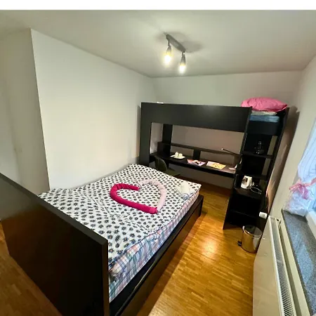 Privat bolig In Bewohnter In München